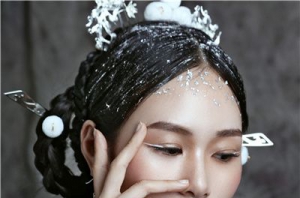 在郑州如何选择适合自己的化妆培训学校学化妆？