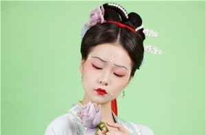 郑州哪家新娘妆学校好？