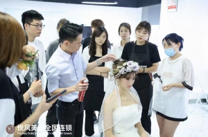郑州正规化妆培训学校推荐！