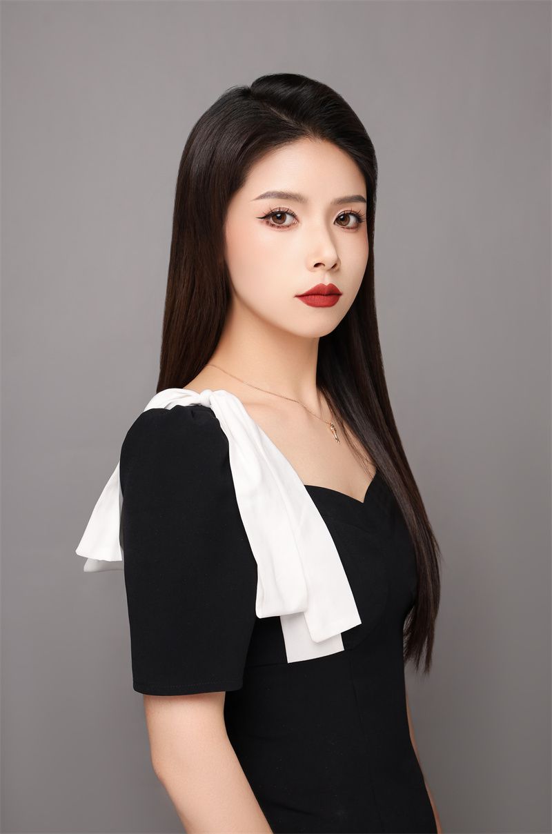 杨翩