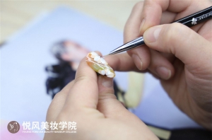 零基础学化妆，别乱选！这三家机构靠谱